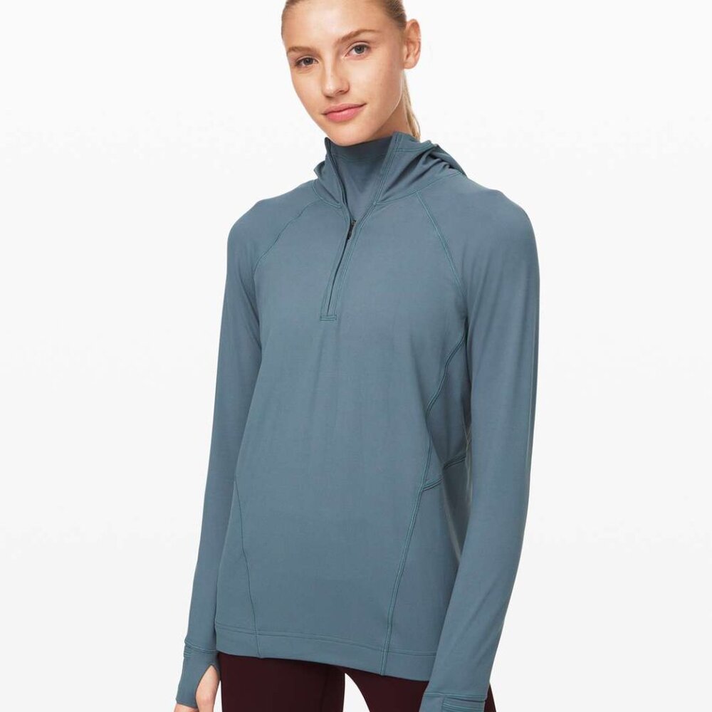 BNWT  Lululemon Warm Stabilizer 1/2 Zip Hoodie Blue Charcoal - size 4